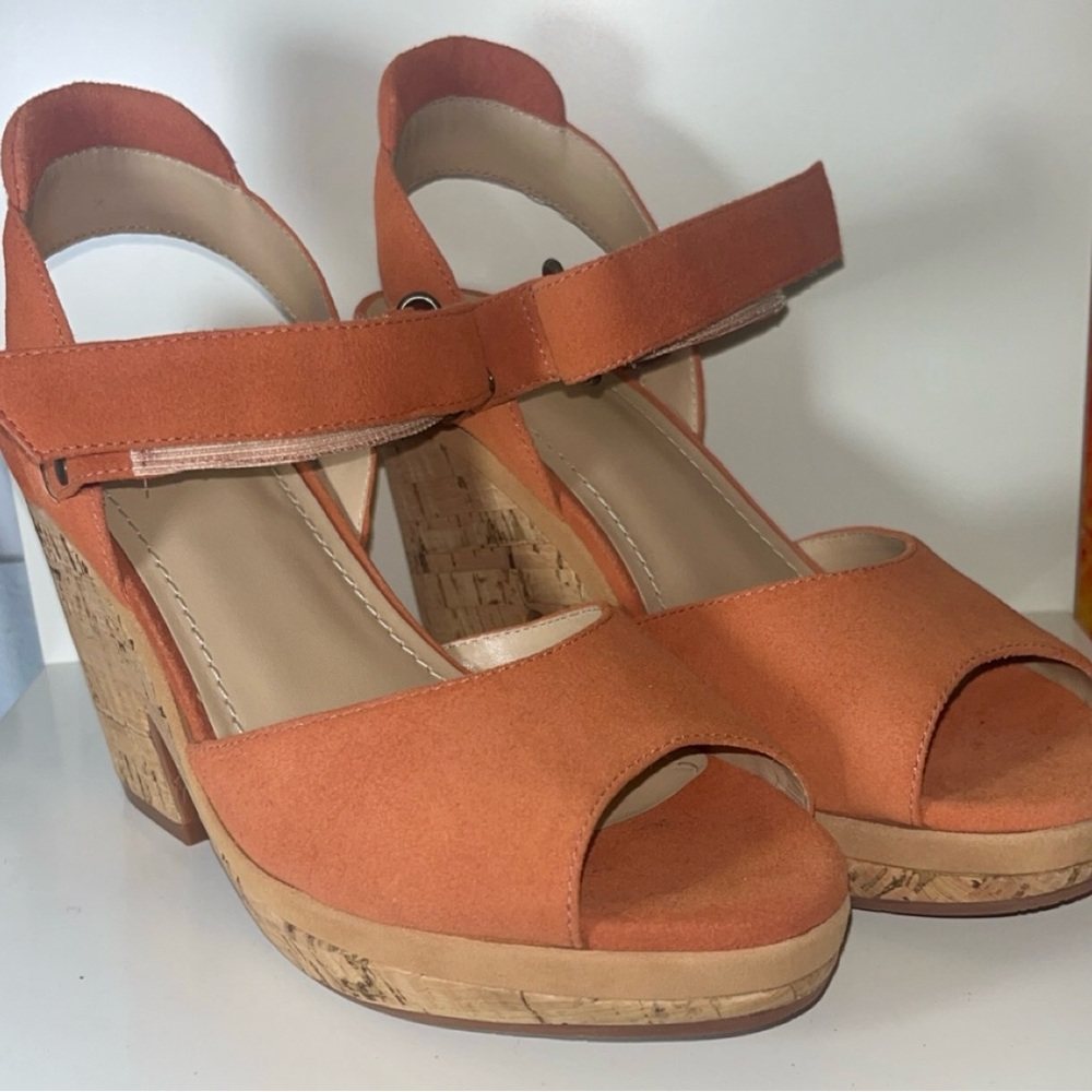New Johnston&Murphy suede velcro ankle strap cork sole orange wedge sandal 6.5M